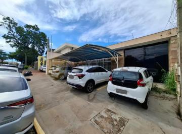 Casa · 323m² · 3 Quartos · 5 Vagas · Casa Padrão em Ribeirão Preto