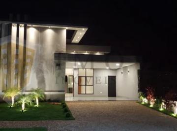 Casa · 360m² · 3 Quartos · 4 Vagas · Casa Alto Padrão no Condomínio Residencial Alto do Castelo