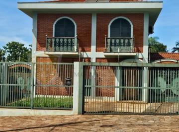 Casa · 516m² · 4 Quartos · 5 Vagas · Sobrado 4 Dormitórios Sendo 2 Suítes