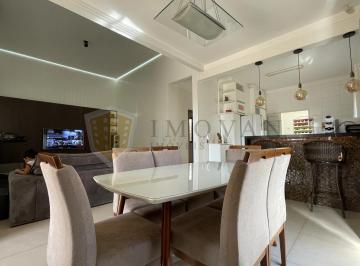 Casa · 450m² · 3 Quartos · 6 Vagas · Casa para venda com 3 suítes, espaço gourmet, terreno com 450m2 no bairro Jd Anhanguera