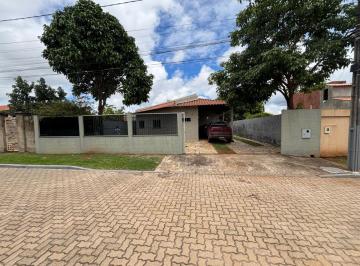 Casa de 3 quartos, Gama · Casa ponte alta norte, 3 quartos, churrasqueira, piscina, lote 800m²