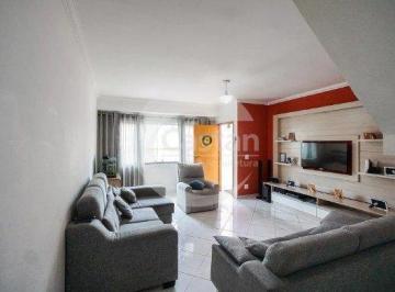 Casa · 244m² · 3 Quartos · 5 Vagas · Sobrado em Vila Carrão