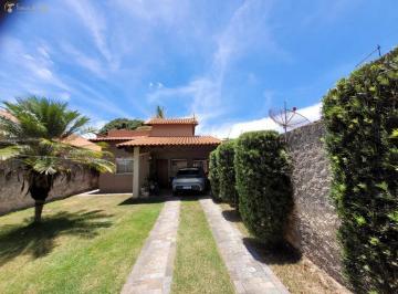 Casa · 105m² · 3 Quartos · 4 Vagas · Casa a Venda em Uberaba, MG- Bairro Fabrício