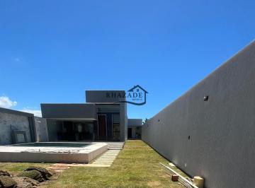 Casa · 175m² · 4 Quartos · 5 Vagas · Casa a venda no Jardim Atlântico - Maricá