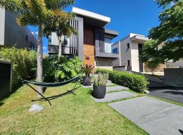 Casa · 540m² · 4 Quartos · 6 Vagas · Casa de alto padrão, para venda mobiliada no Tamboré 11