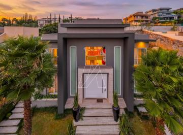 Casa · 1258m² · 5 Quartos · 10 Vagas · Casa de altíssimo padrão para venda e locação no Tamboré 02