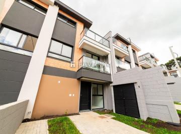 Casa · 132m² · Triplex com 112m² 03 quartos e 02 vagas de garagem