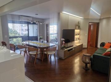 Apartamento · 124m² · 3 Quartos · 2 Vagas · Apartamento à venda em Barcelona com 124 m², 3 quartos, 2 vagas