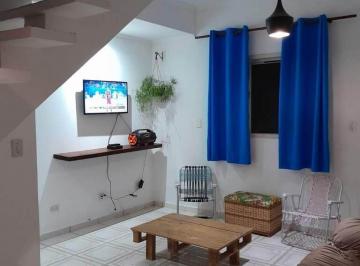 Apartamento · 74m² · 2 Quartos · 1 Vaga · Apartamento à venda em Balneário Mogiano com 74 m², 2 quartos, 1 vaga