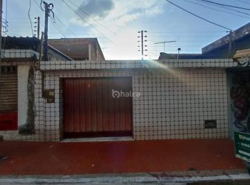 Casa · 135m² · 4 Quartos · 1 Vaga · Casa para aluguel, no bairro Centro, Teresina/PI