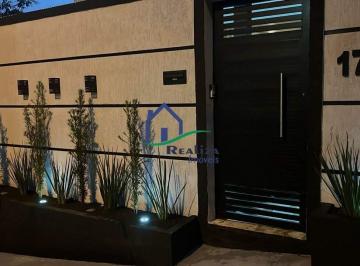 Casa · 200m² · 3 Quartos · 4 Vagas · Casa Espetacular à Venda em São Francisco – 3 Quartos, Lazer Completo e 200m²