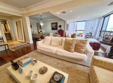 Apartamento · 198m² · 3 Quartos · 3 Vagas · Excelente apartamento 3 quartos, suítes, à venda na Graça
