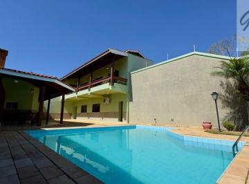 Casa · 600m² · 3 Quartos · 3 Vagas · Maravilhosa Casa Assobradada