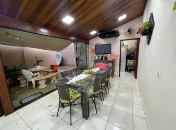 Casa · 200m² · 2 Quartos · 3 Vagas · Casa à Venda no Residencial Palestra