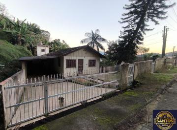Casa · 250m² · 6 Quartos · 2 Vagas · Bela Casa para Investimento em Indaial, bairro do Sol