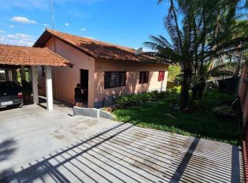 5e3c4783b2f01aa12b36501eb9a2a7286579843e · Chácara com 3 dormitórios à venda, 1260 m² por R$ 750.000,00 - Colinas do Castelo - Jaguariúna/SP