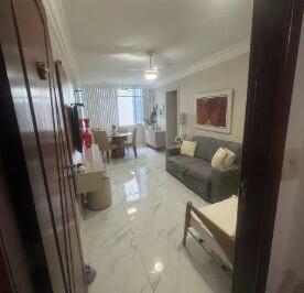 Apartamento · 70m² · 3 Quartos · 1 Vaga · Itaigara 2/4 com dependência