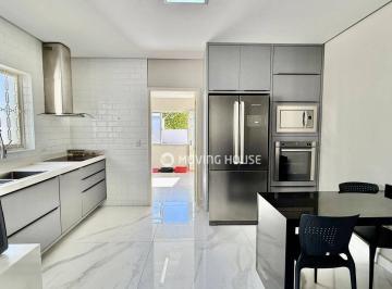 b9812d2344523531beceaab4239da7e58edd1dc5 · Casa de esquina à venda no bairro Lenheiro  Valinhos/SP