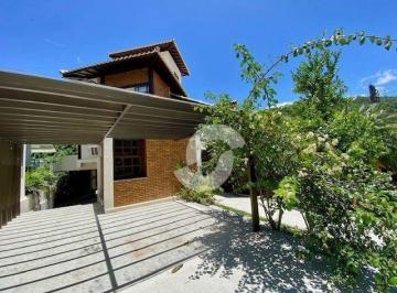 0d433da134ce8fa95fd1bf8dc0d56f59dbd3ba3d · Camboinhas, casa de 4 quartos em condomínio de alto padrão com lazer