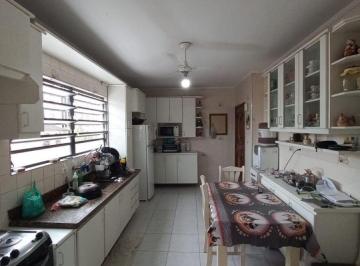 Apartamento de 3 quartos, Santos · Apartamento Embaré Frente,Garagem
fechada e Elevador
3 quartos e dep.emp.