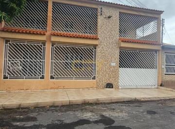 Casa · 4 Quartos · 4 Vagas · Vende-se Casa CPA III (Prox. a Feira das 4 Pistas)
