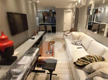 Apartamento · 83m² · 2 Quartos · 1 Vaga · 2 suítes com varanda e silêncio absoluto em localização nobre do Leblon!