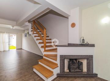 Sala para 2 ambientes · Casa à venda - em Bacacheri