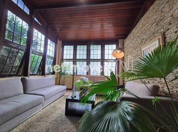 Casa · 300m² · 4 Quartos · 4 Vagas · Casa Espetcular em região nobre do bairro Castelo