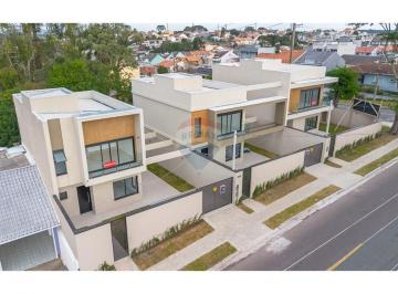 Casa · 145m² · 3 Quartos · 4 Vagas · Sobrado com 3 suítes, 145m² no Guabirotuba em Curitiba