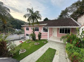 Casa · 105m² · 3 Quartos · 2 Vagas · Casa 3 Quartos 105m² - Centro São José