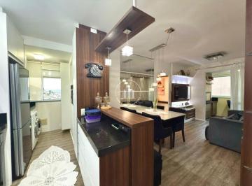 Apartamento · 70m² · 2 Quartos · 1 Vaga · Apartamento 2 Quartos com 1 Suíte - Costeira do Pirajubaé