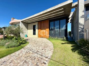 Casa · 210m² · 4 Quartos · Casa de 4dormitórios/Suítes mobiliada e decorada no condomínio fechado Velas da Marina em Capão da C