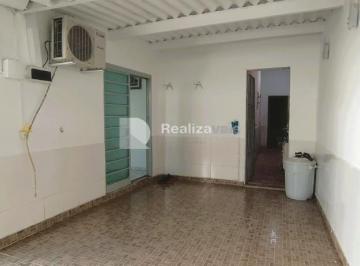 Casa · 115m² · 3 Quartos · 3 Vagas · Casa Reformada com 3 Quartos, 3 vagas de garagem a 5 Minutos do Centro de Taubaté