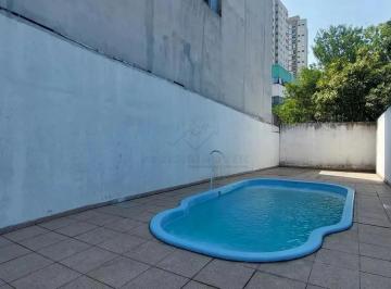 Casa · 307m² · 3 Quartos · 6 Vagas · Sobrado à venda com 03 Quartos e Piscina, 307m² por R$ 1.190.000,00 na Vila São Pedro - Santo André/