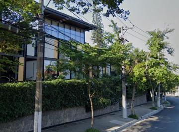 Comercial · 843m² · 10 Vagas · Loja na Rua Pereira Leite, N. 323 • 843 m²