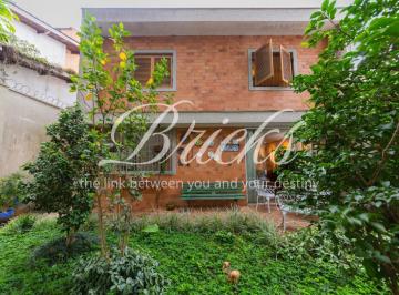 Casa · 247m² · 4 Quartos · 3 Vagas · Sobrado no Campo Belo com 250m², 4 suites, quintal