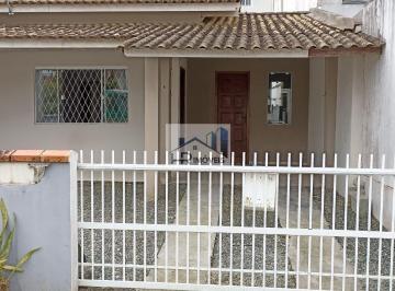Casa · 70m² · 2 Quartos · 2 Vagas · Casa em Itacolomi, Balneário Piçarras/SC