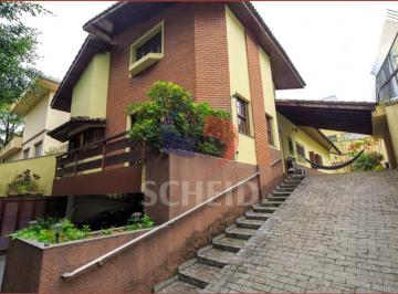 Casa · 279m² · 4 Quartos · 6 Vagas · Casa a venda no Jardim Marajoara com 4 quartos sendo 3 suítes.