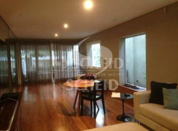 Casa · 280m² · 5 Quartos · 2 Vagas · Casa em Moema com 5 quartos, sendo 2 suítes para venda