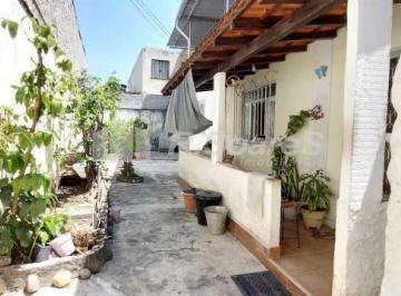 Casa · 186m² · 2 Quartos · Casa de rua :  / Residencial / Realengo