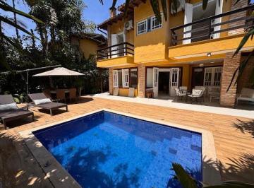 444d9f5697c055f8a439cd68e00b13305b5da45d · Casa à Venda na Praia da Baleia | 4 Suítes, Piscina Privativa e Condomínio com Área Verde