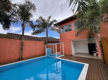 765e974b503eedab2b48527c13bc9456d4392ee3 · Conforto e Segurança em Condomínio: Casa com 3 Suítes, Espaço Gourmet e Escritura Definitiva