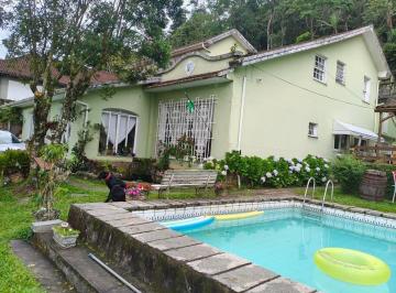 Casa · 600m² · 6 Quartos · Casa em Quitandinha, Petrópolis/RJ de 600m² 6 quartos à venda por R$ 1.700.000,00