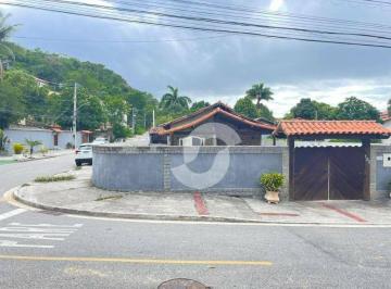 Casa · 360m² · 4 Quartos · 4 Vagas · Casa em Badu, Niterói/RJ de 360m² 4 quartos à venda por R$ 700.000,00