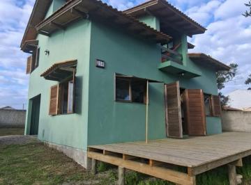 Casa · 110m² · 2 Quartos · Casa em , Laguna/SC de 110m² 2 quartos à venda por R$ 425.000,00
