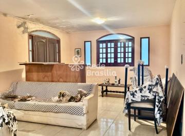 Casa · 883m² · 4 Quartos · 2 Vagas · RUA 01 - COND. MANSÕES CALIFÓRNIA - 04 SUÍTES - PISCINA -JARDIM BOTÂNICO/DF