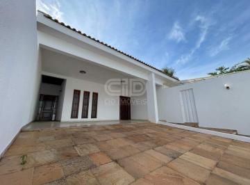 Casa · 239m² · 4 Quartos · 2 Vagas · Casa com 4 suítes e piscina no Villa Felice