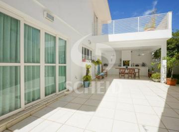 Casa · 185m² · 3 Quartos · 3 Vagas · Casa de esquina à venda na Granja Julieta