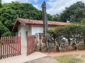 Casa · 138m² · 4 Quartos · 2 Vagas · CASA A POUCOS METROS DO CENTRO DE GUARAMIRANGA