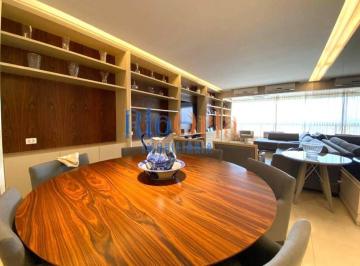 Apartamento · 166m² · 4 Quartos · 2 Vagas · Summer Dream, andar alto, vista indevassada para o mar.